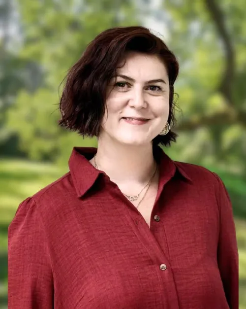 Mme. Ebru Kandemir